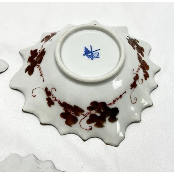 Antique Japanese Porcelain Hand Painted Serving Dishes (5) Meiji Era Scalloped - Picture 8 of 15